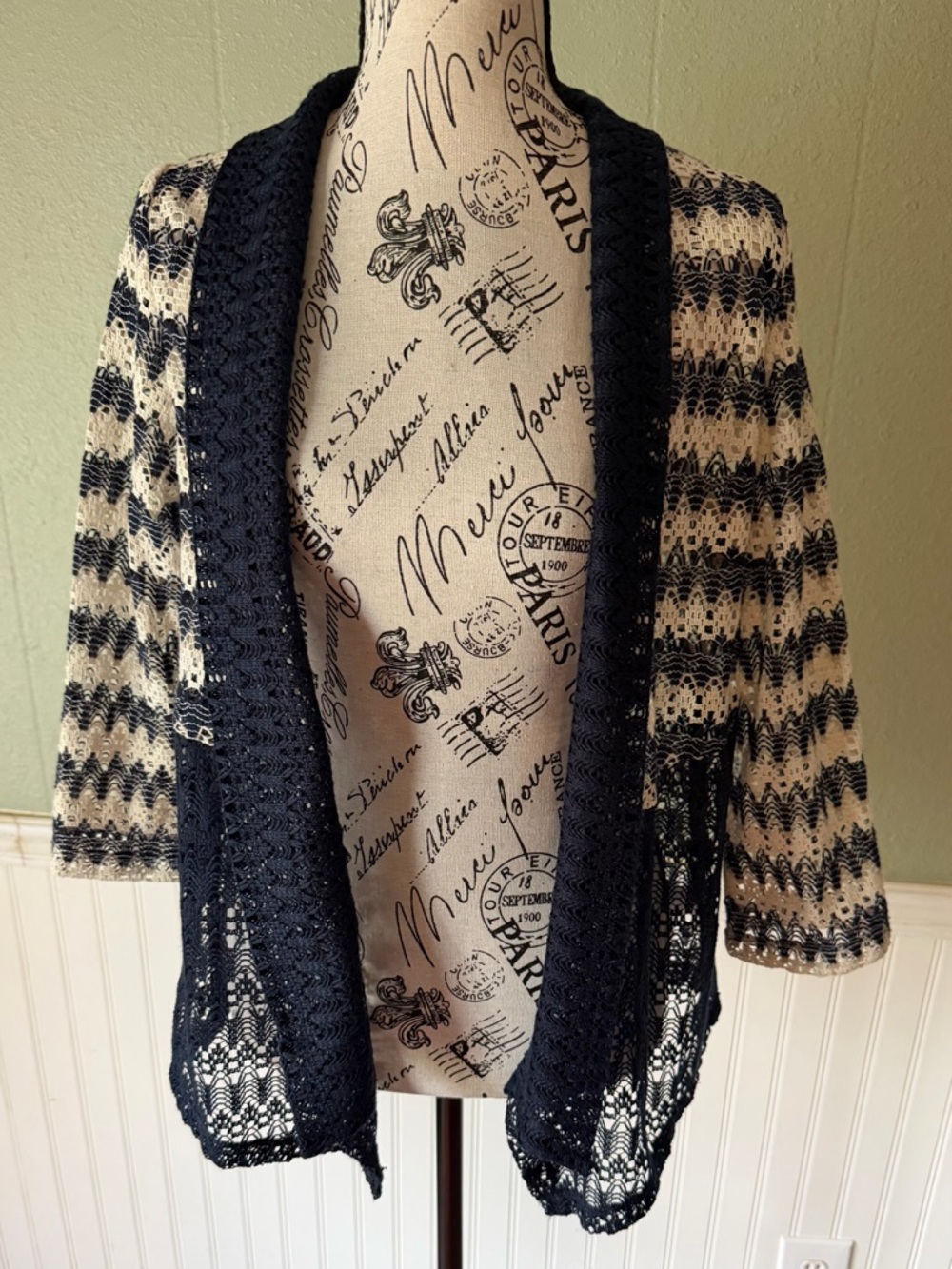 Open-Front Women's Open-Knit Cardigan Sweater - Blue and Cream.